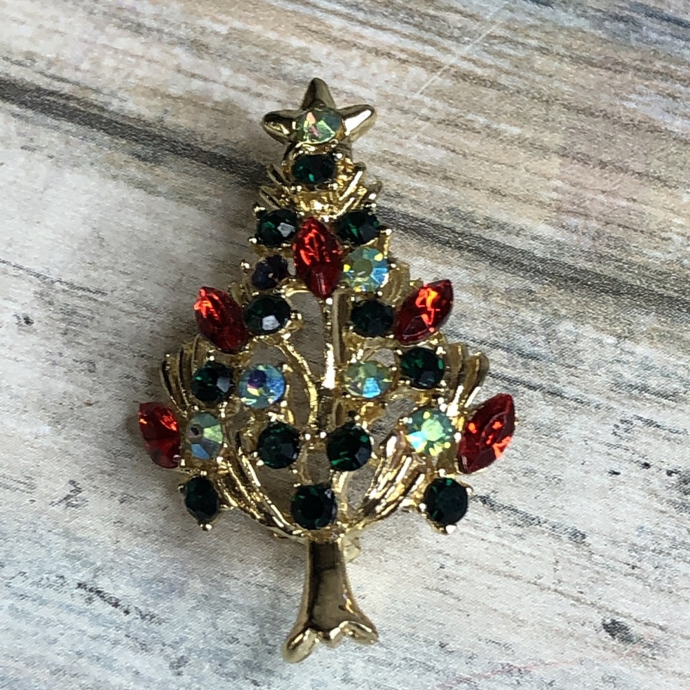 Vintage Christmas Tree Brooch With Multi Colored Rhinestones Gold Tone Pin